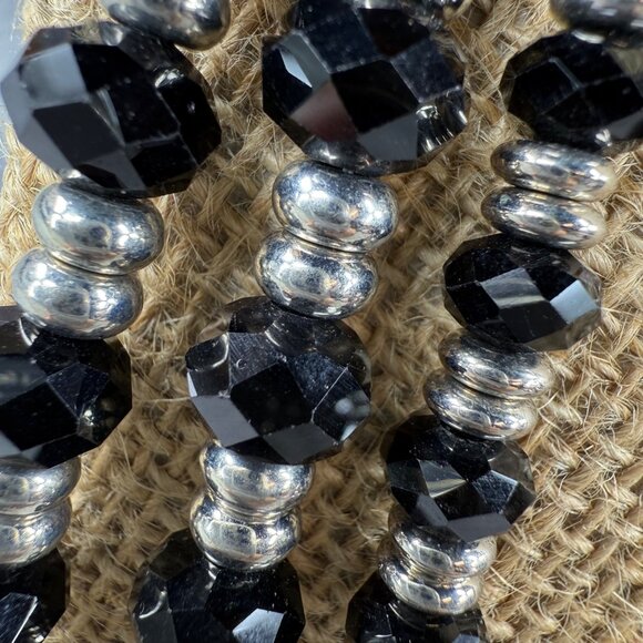 Black Faceted Beaded Necklace Three Strand Silver Tone Accents Vintage Classic - Picture 4 of 16